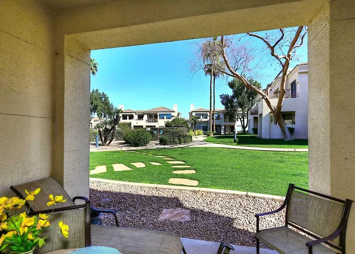 Holiday home Pool-side, 1st Flr, Subd-trail, Walk 2 Dining *